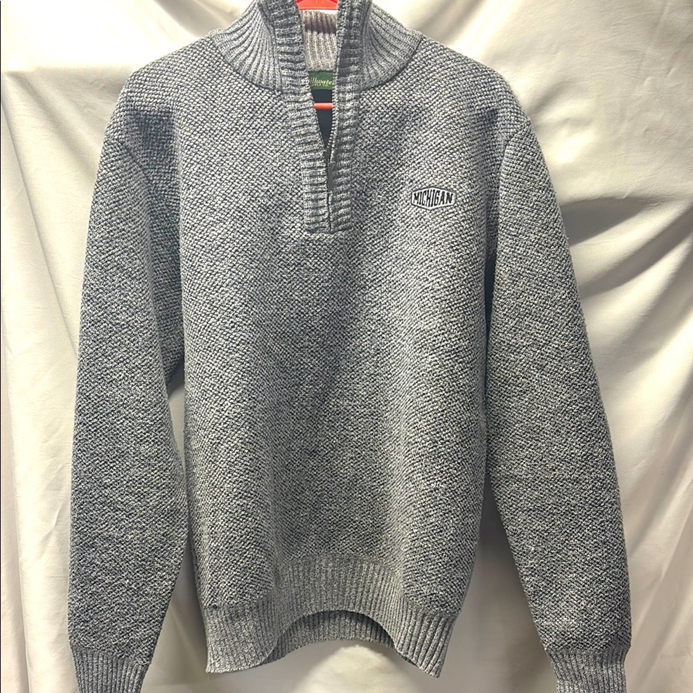 ⛳️Michigan Men’s Gray Mock Neck Sweater